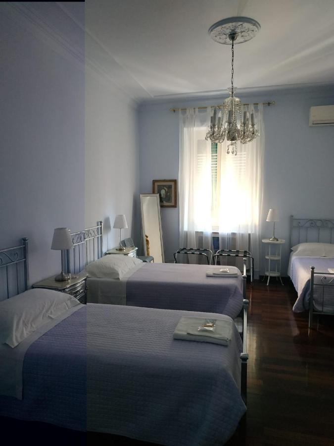 Around The Corner Colosseo Bed & Breakfast